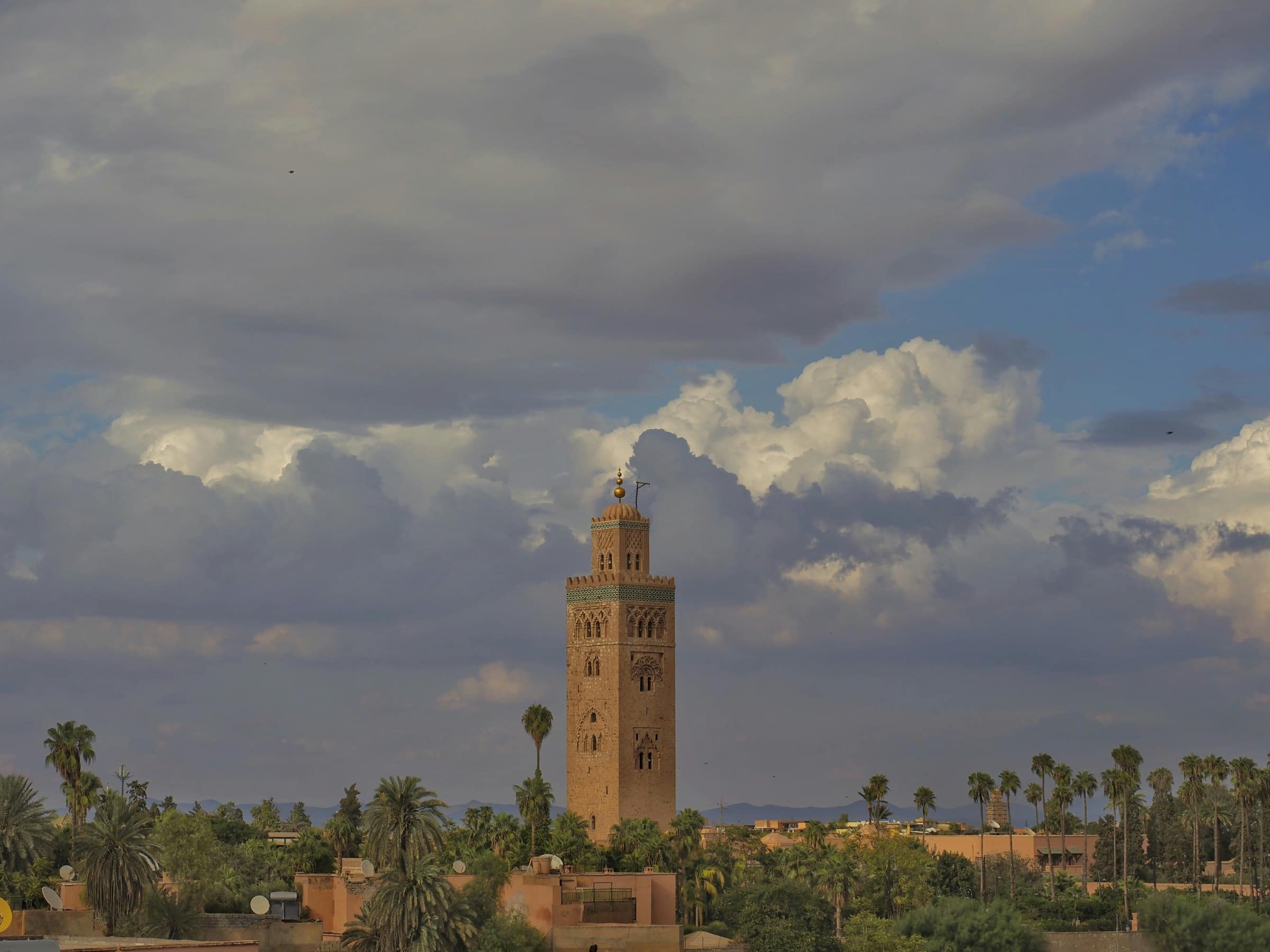 Marrakech en trottinette électrique : médina et monuments